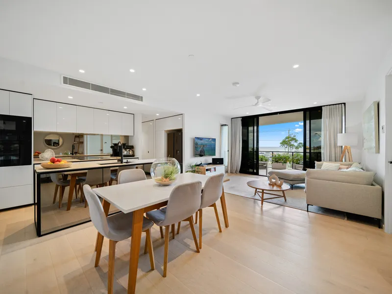 STUNNING STYLE, AMAZING LOCATION