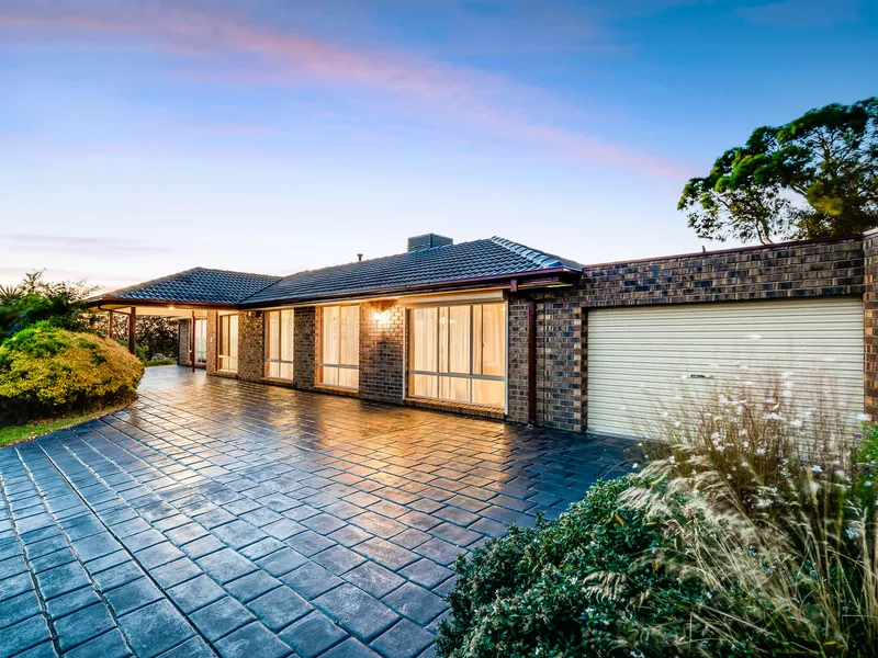 A cul-de-sac family home that stands alone with million-dollar views