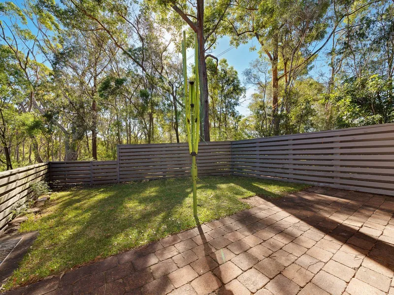 Peaceful Townhouse with leafy bush outlook