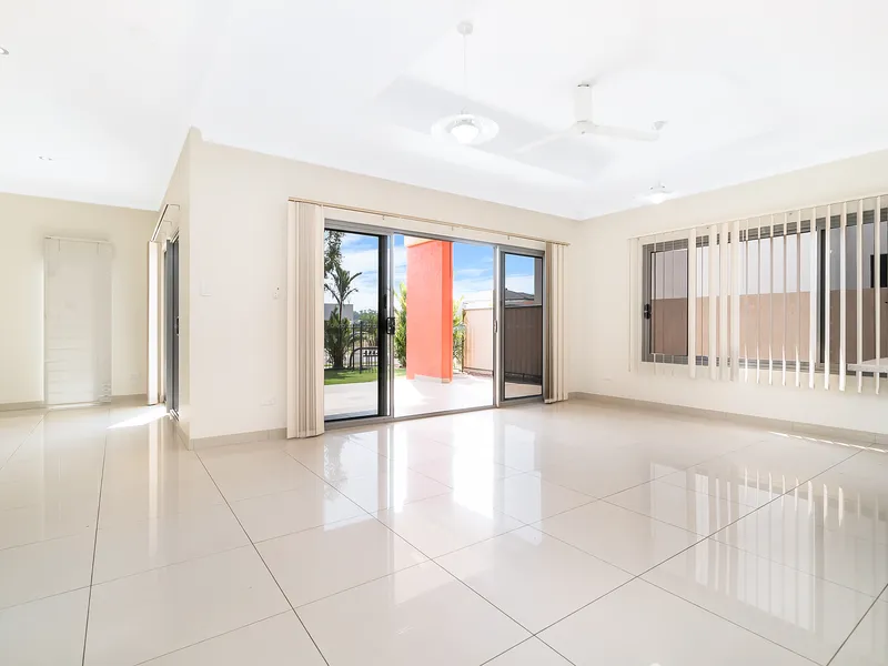 TRANQUIL, RELAXING & SPACIOUS TOWNHOUSE