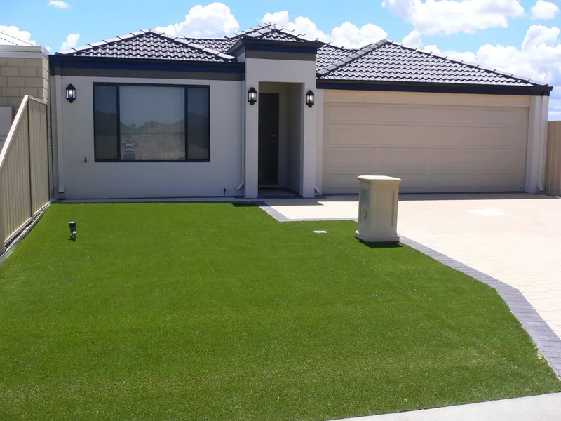 Nearly New, Near Levingston Shopping Centre