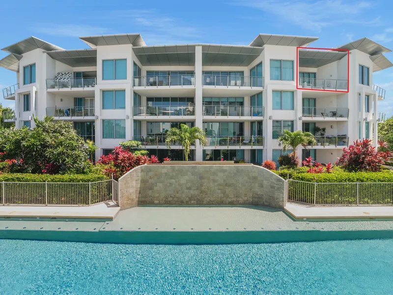 Watermark on The Strand