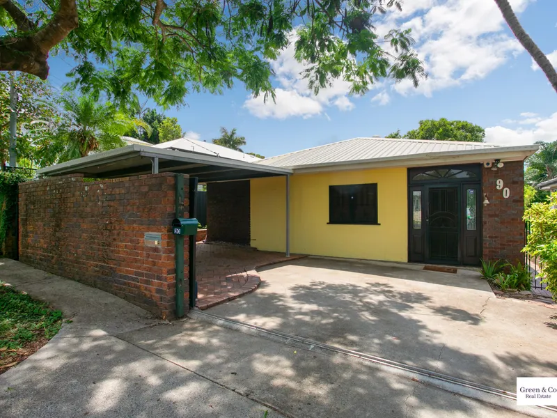 Deceptively spacious and flexible accommodation in leafy high Sherwood