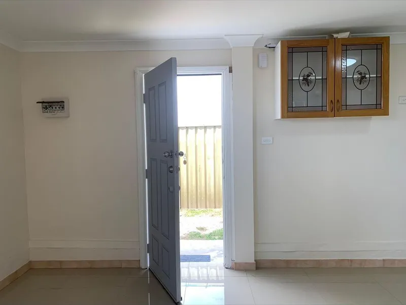 2 bedroom granny flat in Guildford 