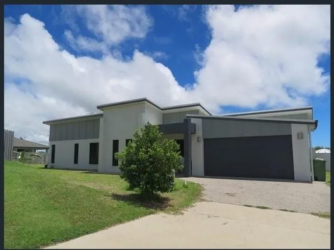6 Highcrest Court, Bucasia, Qld 4750