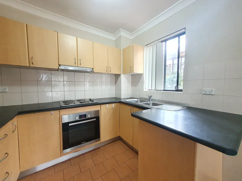ONE WEEK FREE RENT!!!