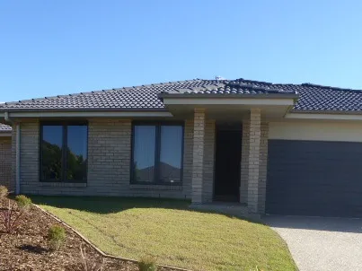 STUNNING 4 BEDROOM HOME IN ORMEAU