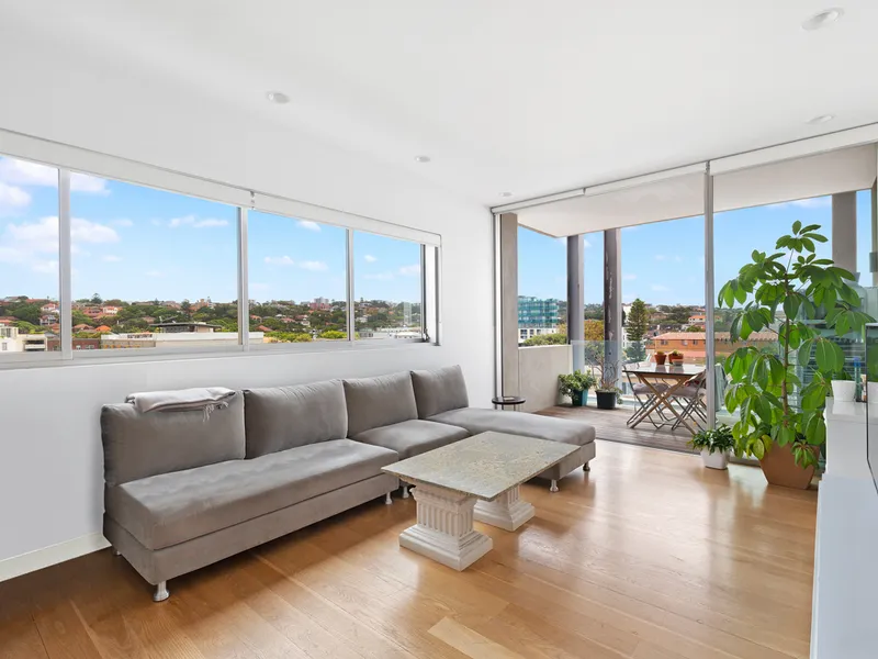 Designer Apartment in Highly Sought After Building