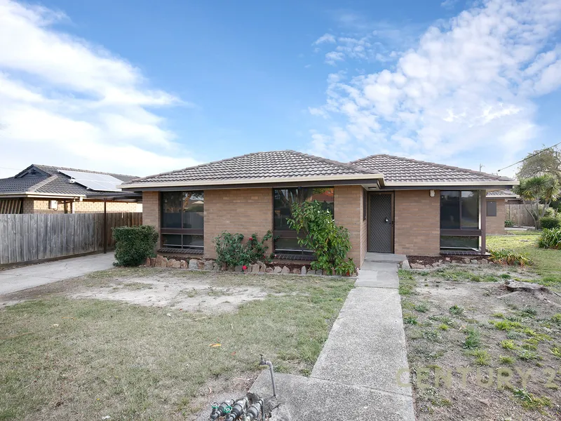 Freshly painted 3 bedroom unit 