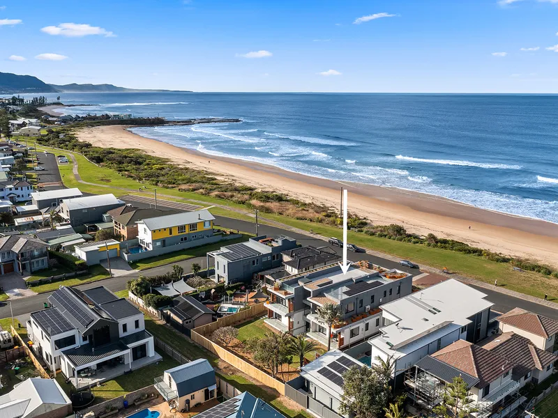 WORLD CLASS PENTHOUSE WITH PRIVATE ROOFTOP TERRACE