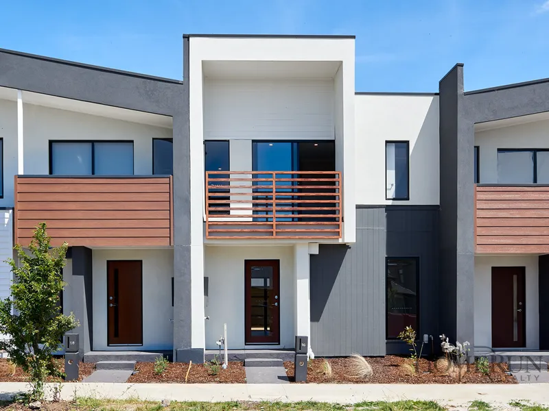 BRAND NEW 4 BEDROOM TOWNHOUSE