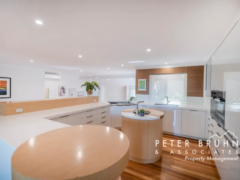 ELEGANT | SUBTLE | GENEROUS