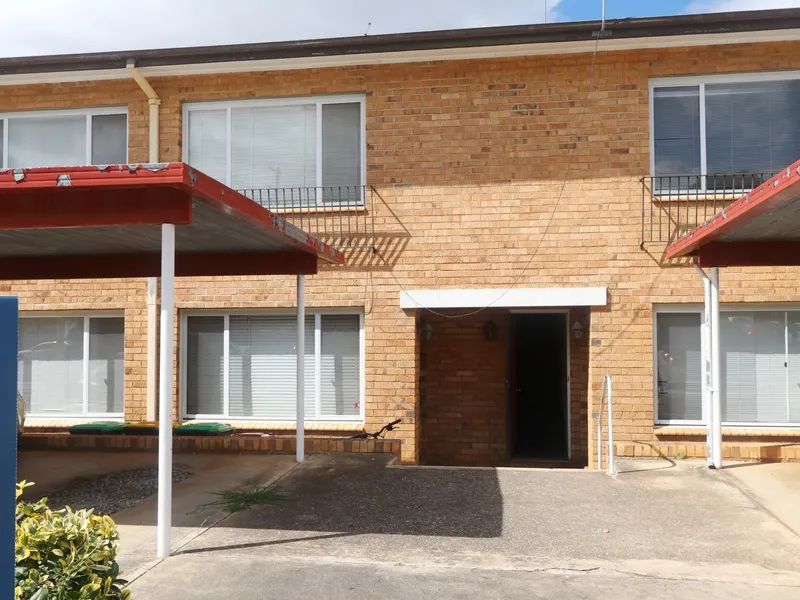 5/137 Cowper Street, Goulburn 