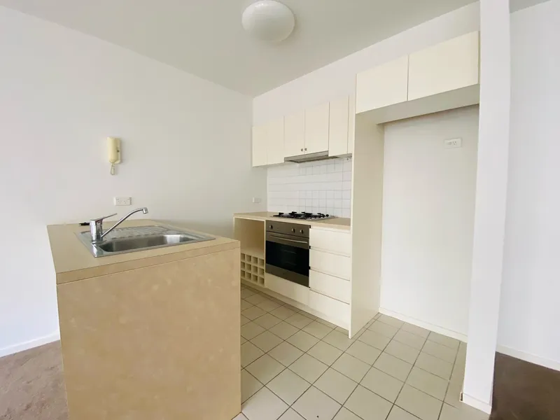 Vue - Sleek Inner City Living!