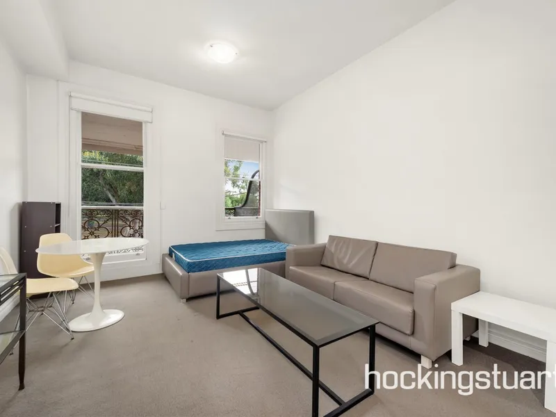 Furnished apartment in central Fitzroy