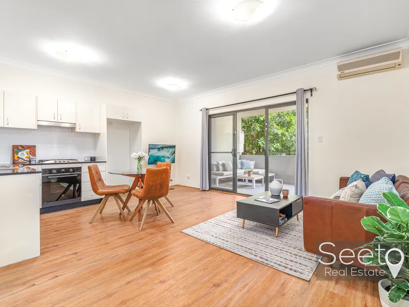 Full-brick, Great Location - 5 min walk to station