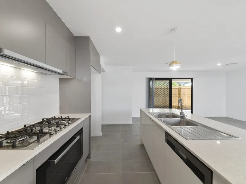 Beautiful Modern 4 Bedroom Home - Available Now!