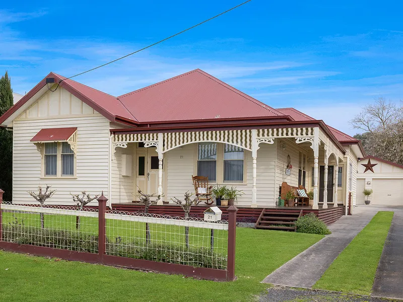 Beautifully Presented Period Home