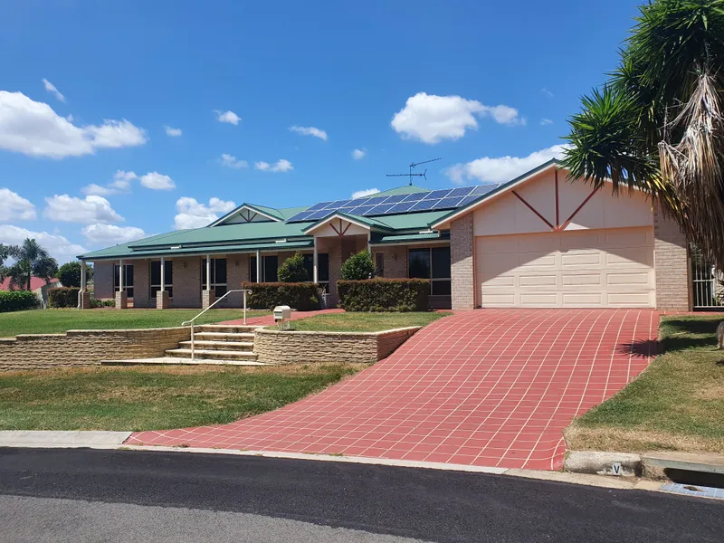 EXECUTIVE HOME IN GATTON'S CBD