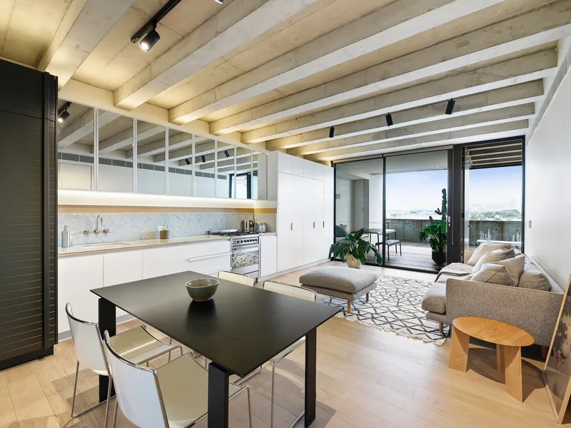 Luxurious Modern Living at it's Best