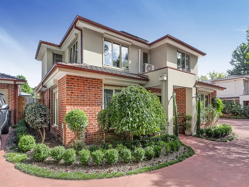 Low-Maintenance, Convenient Family Living