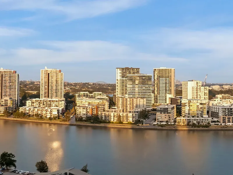 Marina Square Building's Best | Elevated Waterview & Cityscape Panorama | Spacious Internal & Floorboarded Sunroom | Sunny Easterly Aspect