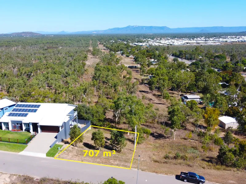 707M² ELEVATED ALLOTMENT - HERVEYS RANGE VIEWS.
