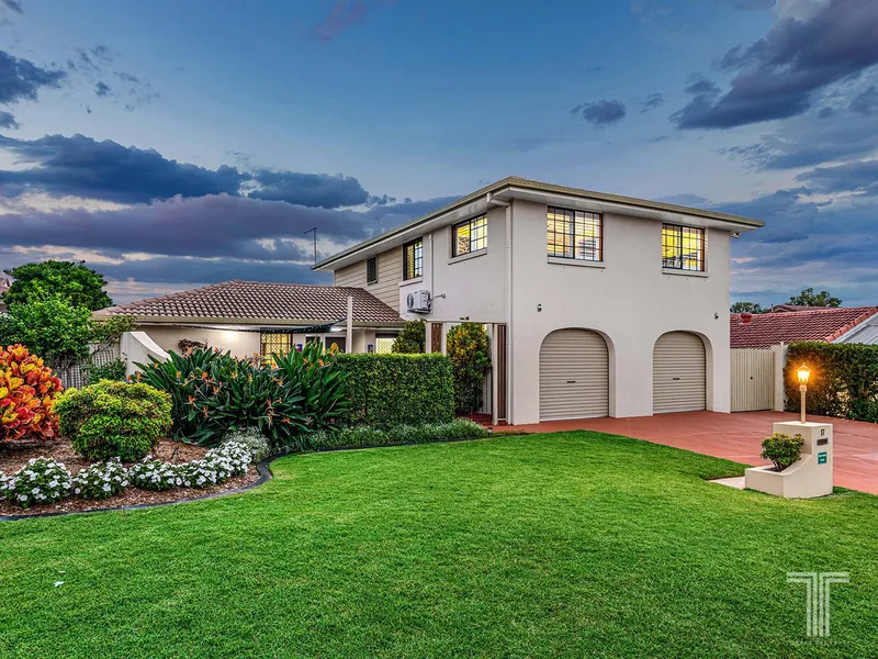 Wonderful Family Home in a Picturesque Position