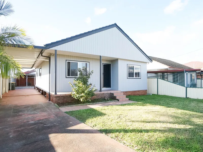 GOOD CONDITION ROOM - PRIVATE EN-SUITE