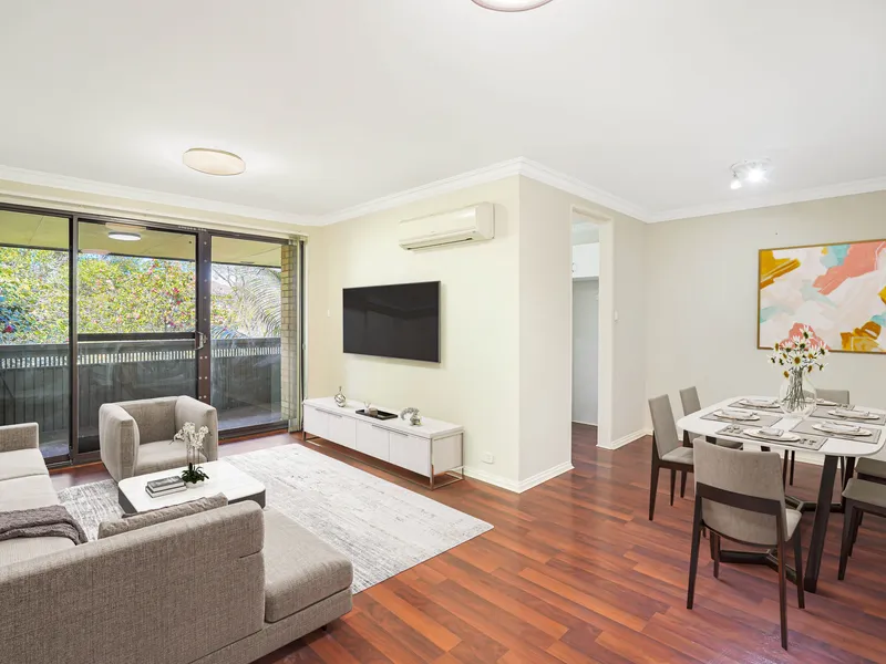 Spacious Two Bedroom Apartment + Study