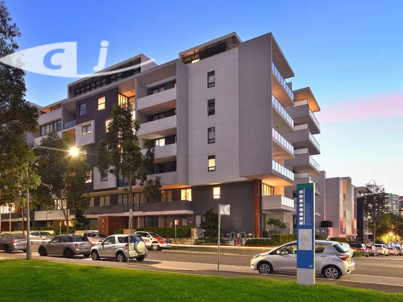 Bright, Convenient and Parkview