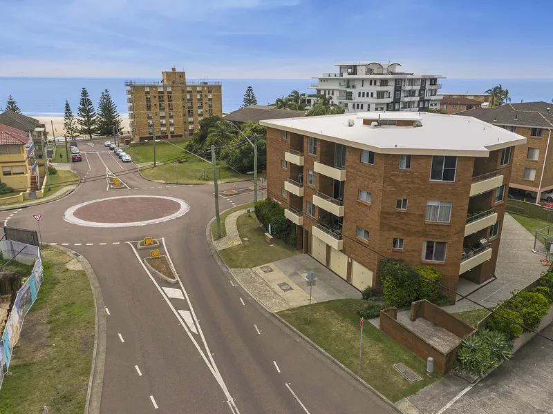 Easy Care Lifestyle Meets Relaxed Beachside Living