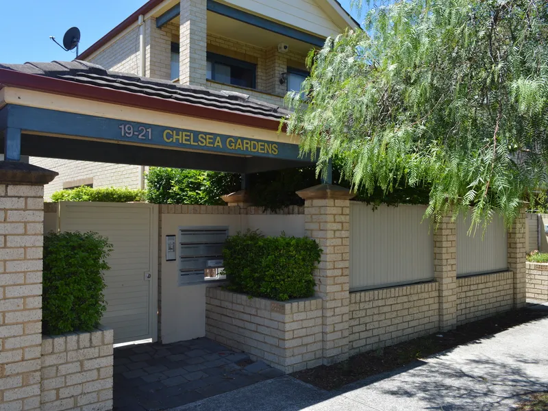SPACIOUS THREE BEDROOM TOWNHOUSE
