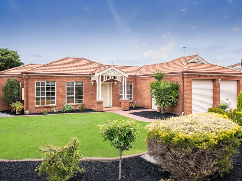 Lovely 3 Bedder in Lovely Banks! (check out our 3D Tour)