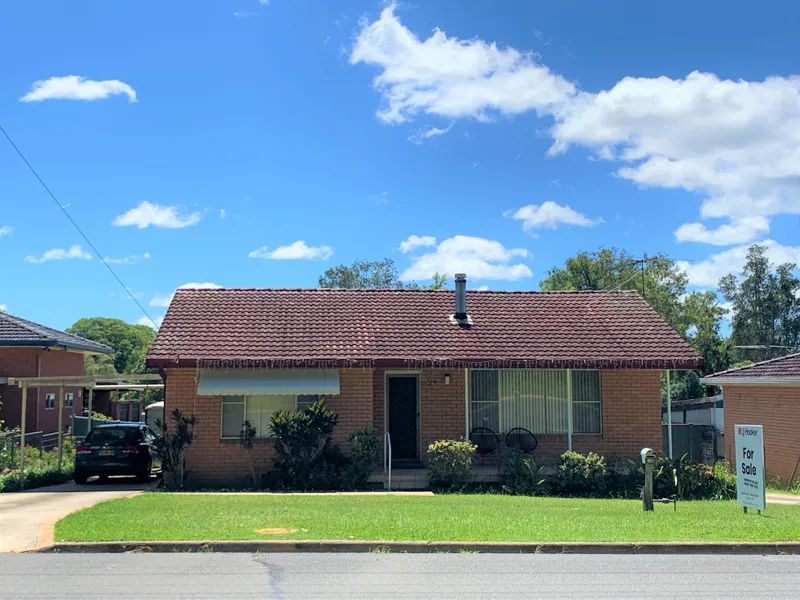 NOTHING TO DO, THIS ONE IS MOVE IN READY!