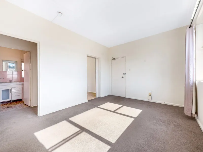 Two bed unit in convenient location !