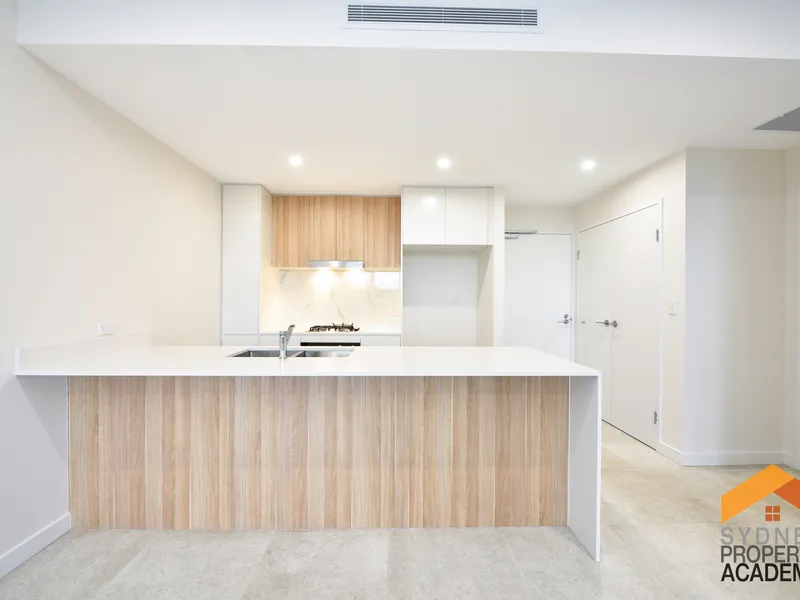 2 Beds Next to Canterbury Station!