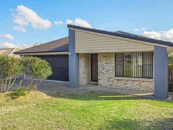 Spacious Family Home in Ormeau