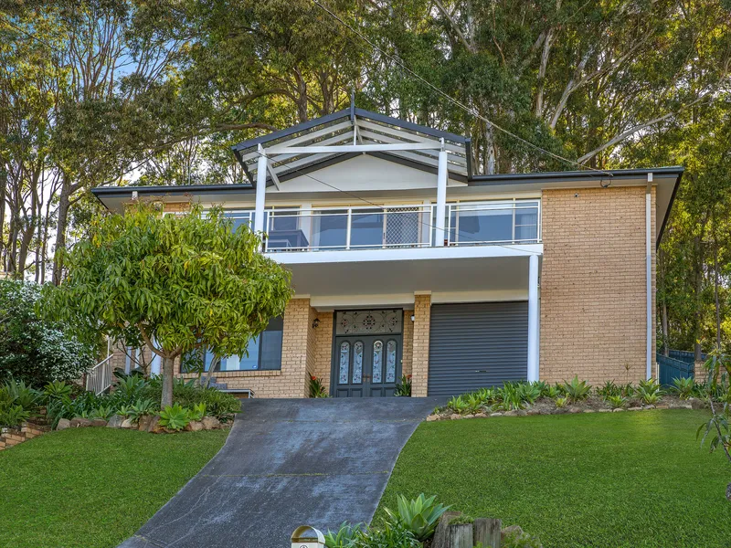 FULLY RENOVATED WITH PANORAMIC VIEWS