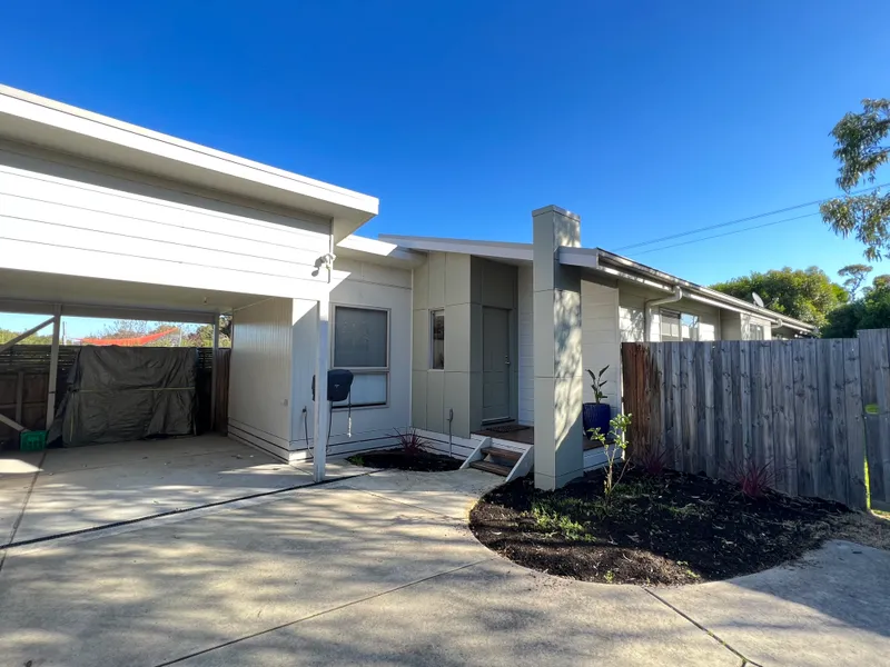 Established on Tamara (furnished or unfurnished)