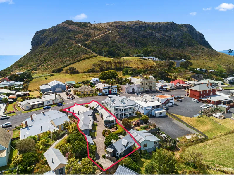 Diverse Business Offering ~ Accommodation, Cafe, Gallery