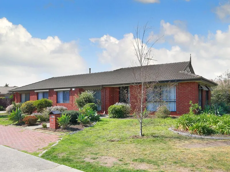 4 Bedroom Family home in close proximity to EVERYTHING