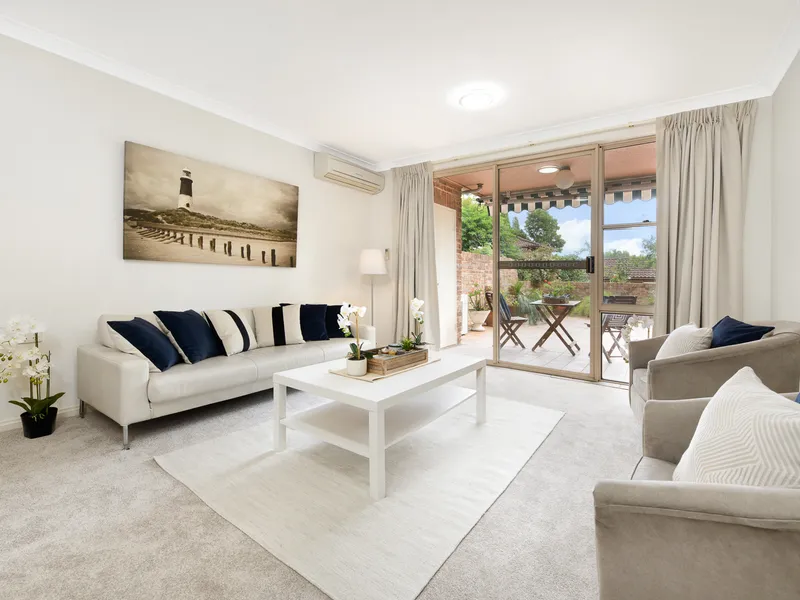 REMARKABLE GROUND FLOOR UNIT IN CENTRAL POSITION!!