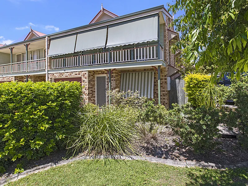 LOW MAINTENANCE LIVING IN PRIVATE SETTING