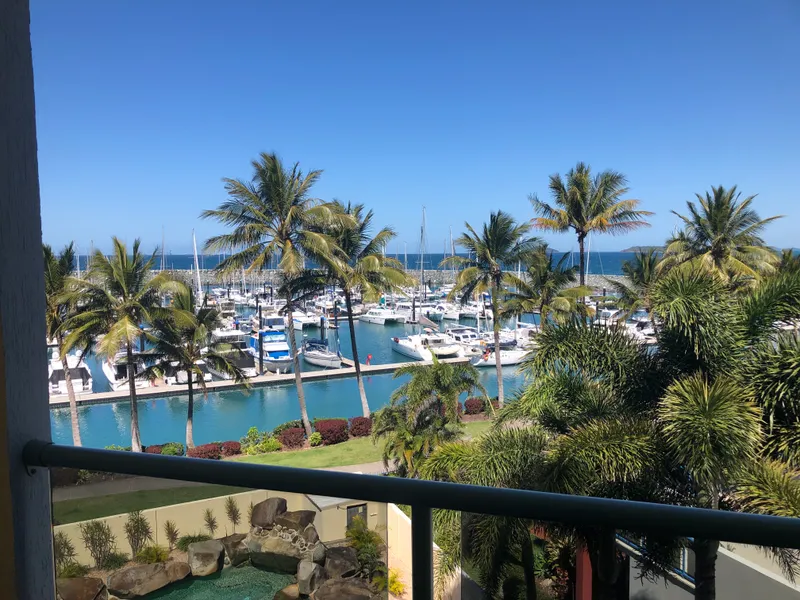 3 Bedroom Unit At Mackay Harbour
