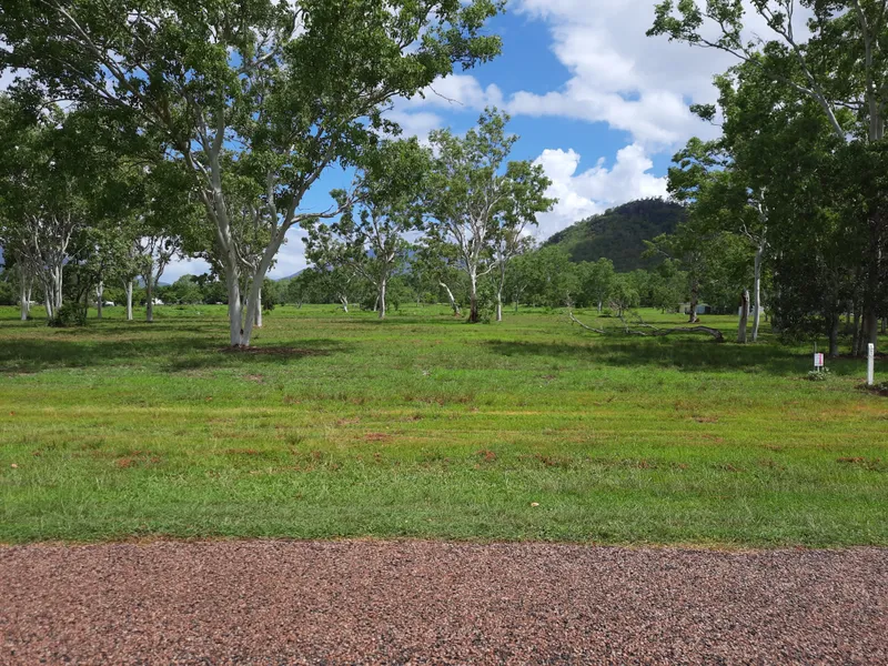 NEW RELEASE - VACANT BLOCK - 4628  sqm - LOT 5  Convenience Plus