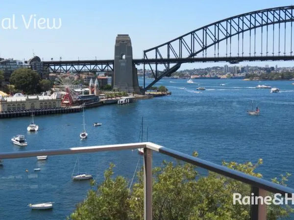 Pictureque Views & Gorgeous Location