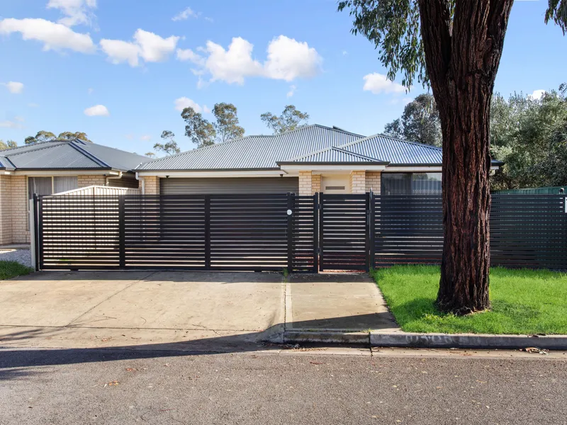 Exquisite Home Designed to Captivate All Discerning Buyers!