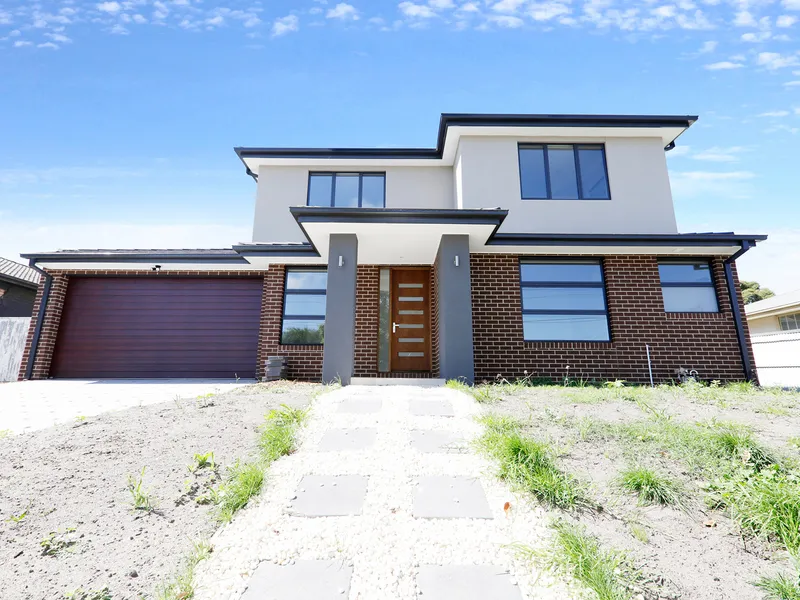 3 Bedroom Townhouse in perfect location!