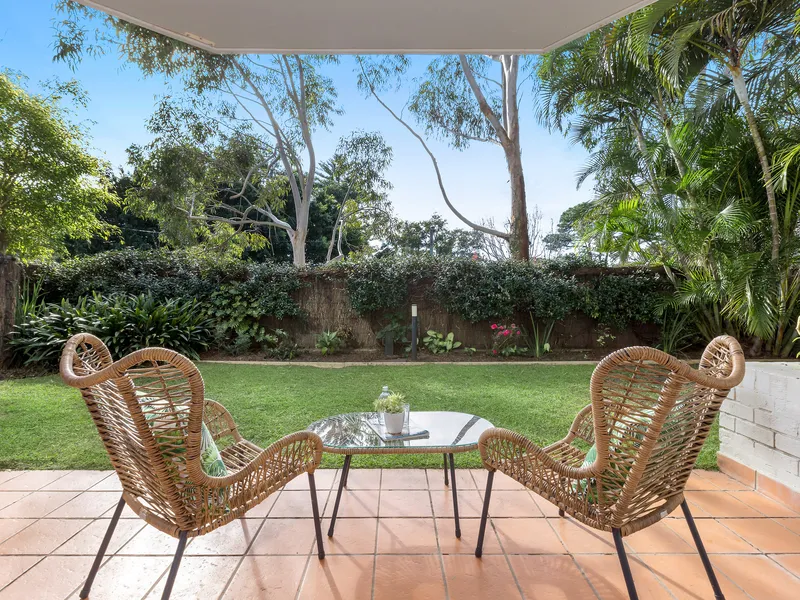 A beachside lifestyle of convenience awaits with this huge garden apartment
